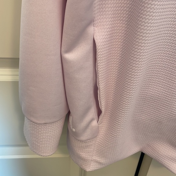 Adidas Golf sweater. Size 1X. Lilac in colour. - Picture 3 of 3